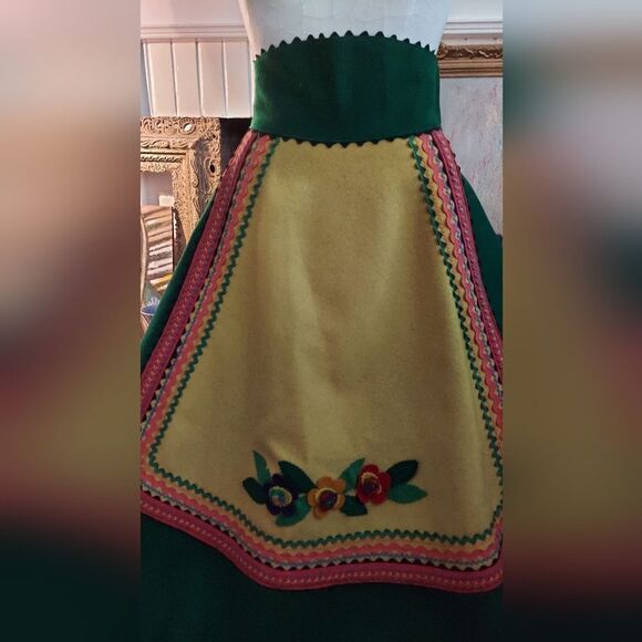 Vintage I. Magnin Importers Maxi Skirt Authentic 1960s Fashion Scandinavian - Picture 4 of 7